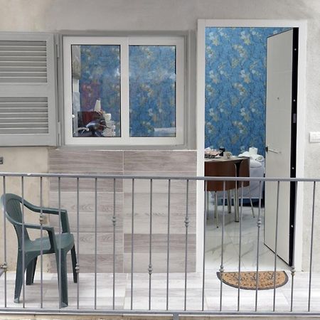 Rebby Home Napoli Esterno foto
